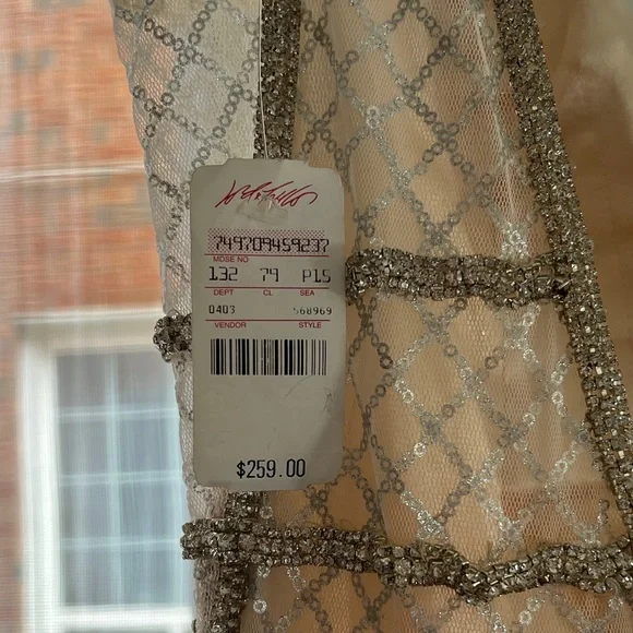 Prom Dress - Picture 6 of 6